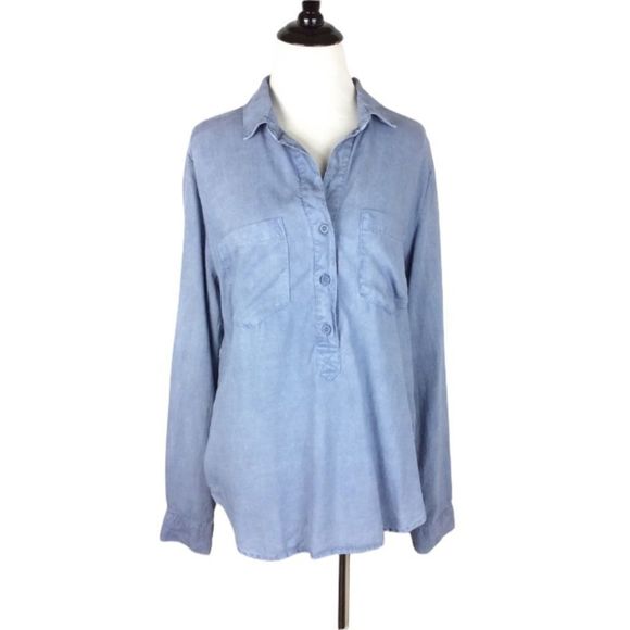 Anthropologie Cloth & Stone Chambray Button Up Top Size Medium - Picture 2 of 5